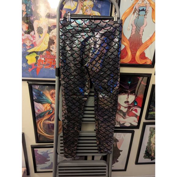 Blackmilk Mermaid Chameleon Leggings Sz L - Picture 3 of 4